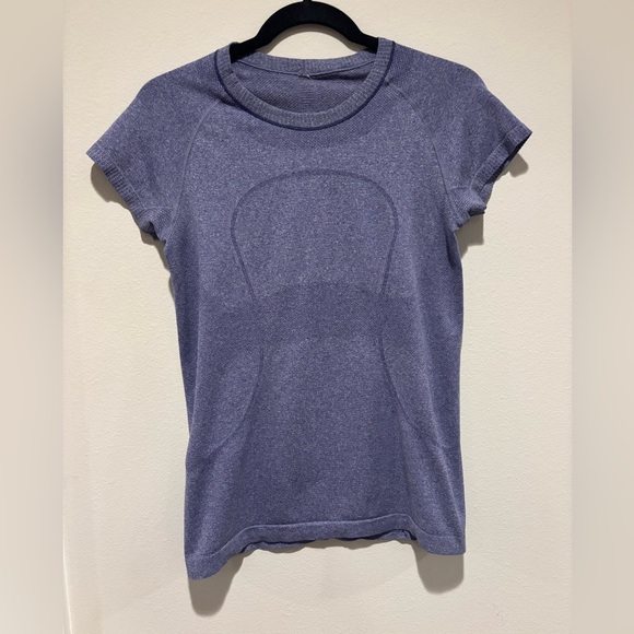 lululemon athletica Heathered Purple Swiftly Short Sleeve Tee 8 - Picture 1 of 4